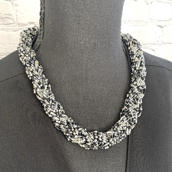 ❣️5/$25❣️Seed Bead Braided Necklace by Garold C. Miller. - Picture 2 of 8